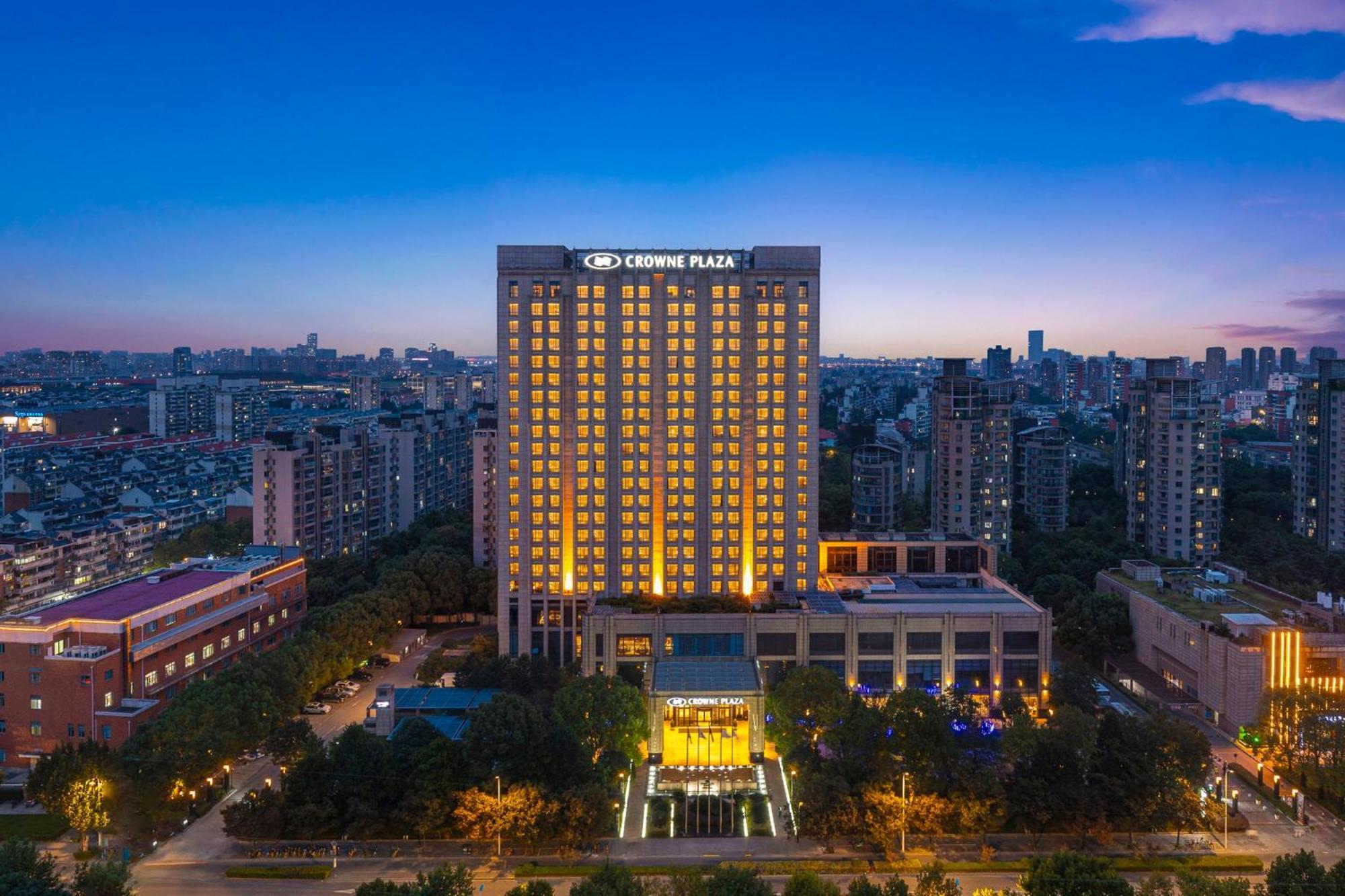 Crowne Plaza Shanghai Jinxiu, An Ihg Hotel Esterno foto